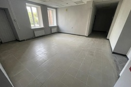 Нежилое помещение 280 м² под магазин,...
