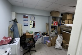 Помещение 153 м² под магазин, отдельн...