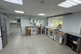Помещение 153 м² под магазин, отдельн...