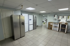 Помещение 153 м² под магазин, отдельн...