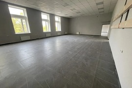 Нежилое помещение 518 м² под офис, склад