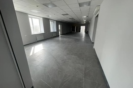 Нежилое помещение 518 м² под офис, склад