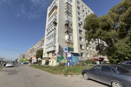 Помещение 153 м² под магазин, парковка