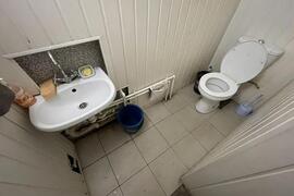 Нежилое помещение 200 м² под магазин,...