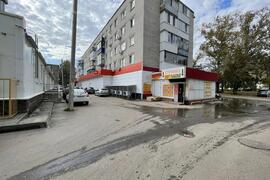 Нежилое помещение 200 м² под магазин,...