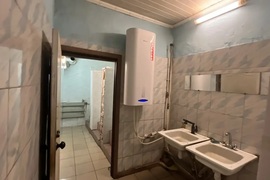 Свободного назначения 100 м², кран-ба...