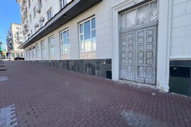 Помещение 100 м² под магазин, 1 линия