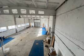 Тёплый склад 500 м² с офисом и воротами