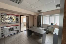 Тёплый склад 500 м² с офисом и воротами