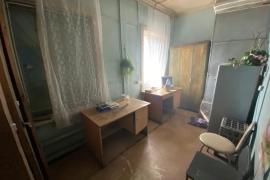 Здание Торговое Склад 350 м²