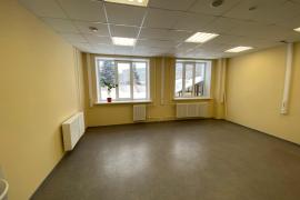 Медцентр / ОСЗ 2389 м² с арендаторами...