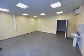 Медцентр / ОСЗ 2389 м² с арендаторами...
