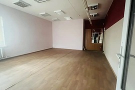 Помещение 52 м² под магазин, офис