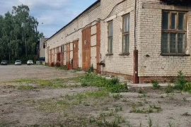 Помещение с арендаторами 1300 м²