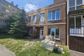 Здание Офис Помещение 261 м²