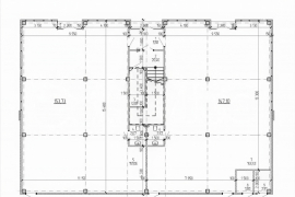 Офис Торговое Здание 620 м²