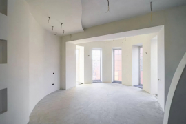 Коттедж 740 м²  участке 8 соток