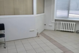 Офис75 м² на 1-й линии с отдельным вх...