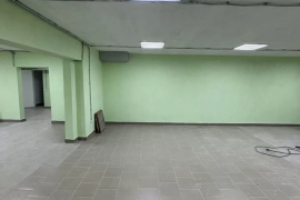 Помещение 330 м² под магазин, офис, ш...