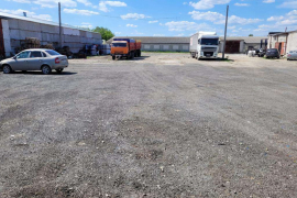 Склад Произво неотапл 750 м²