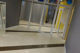 Помещение 445 м² с арендаторами