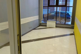 Помещение 445 м² с арендаторами