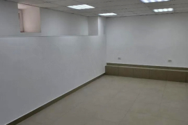 40 м² | цоколь | напротив поликлиники...