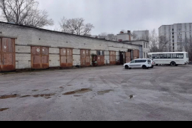 Помещение с арендаторами 1300 м²