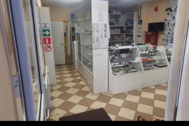 Помещение 137 м² под магазин, клинику...