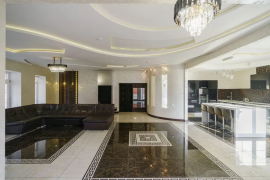 Коттедж 740 м²  участке 8 соток