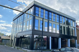 Помещение 300-947 м² под офис, медцентр или детейлинг
