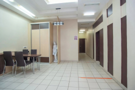 Помещение 225 м² под магазин на 1 линии