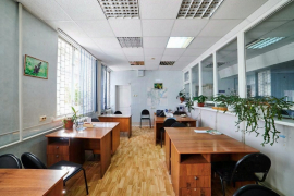 Свободного назначение 457 м²