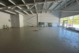 Торговое 90–550 м² | 1 линия | витрин...