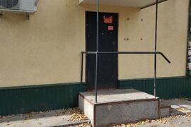 Помещение 66 м² под магазин, кофейню,...