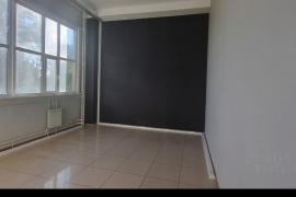 Офис Помещение   233,2 м²